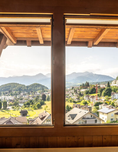 Spiez DG 004