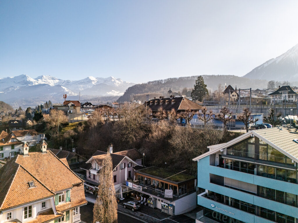 Spiez_Oberlandstr-044